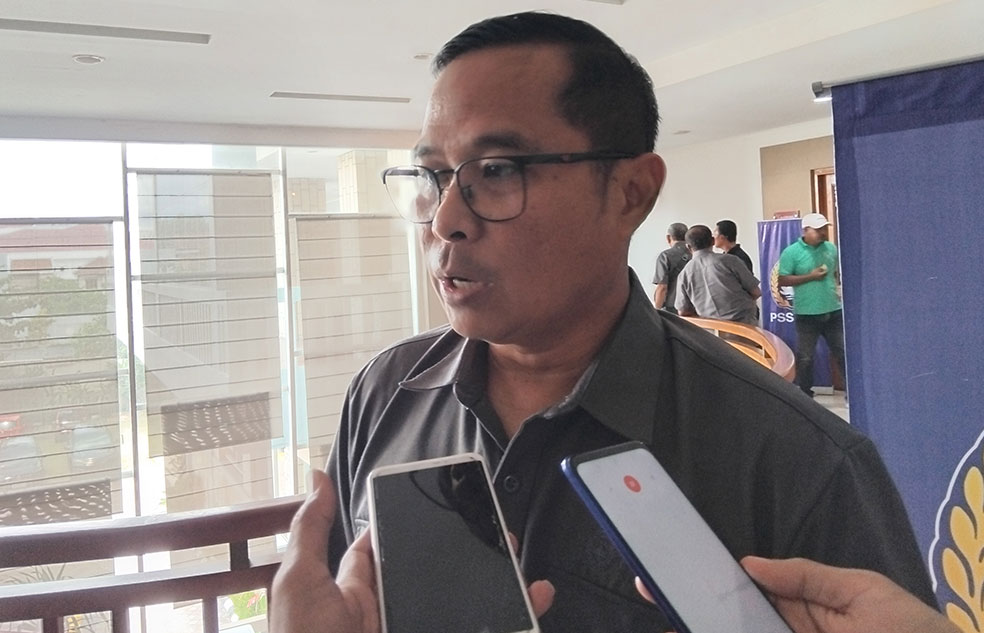 Ketua Umum Asprov PSSI DIJ Dessy Arfianto