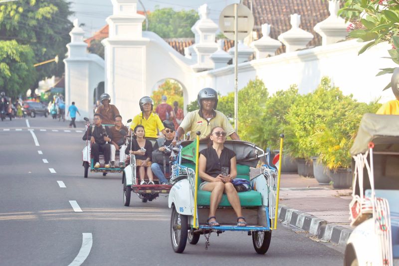 HARUS KOMPAK: Kota Jogja tidak hanya dihuni oleh masyarakat lokal. Namun mahasiswa hingga wisatawan. Sehingga seluruh elemen dapat membantu tugas aparat wujudkan  trantibum linmas.