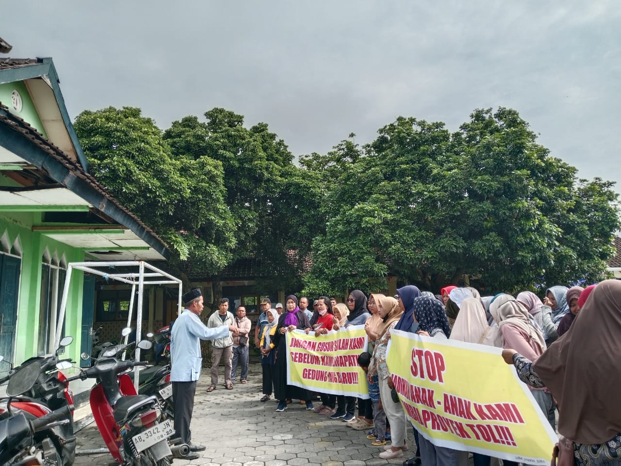 Wali murid SDN Nglarang