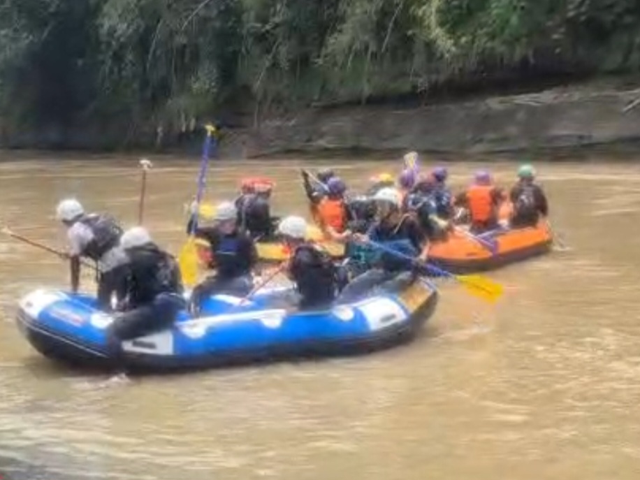 Tim SAR gabungan terus berupaya mencari MN yang hilang saat mencari udang.