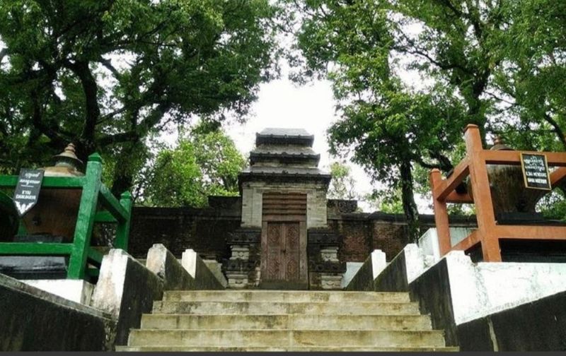 Gerbang utama Makam Raja-Raja Mataram Islam di Imogiri, Bantul, Yogyakarta.