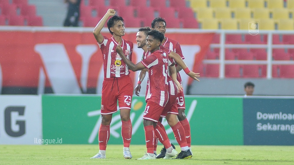 Para pemain Deltras FC saat berlaga di Pegadaian Championship