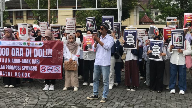 DEMO: Kaum Muda di Kulon Progo menolak kelonggaran pada revisi Perda KTR.&nbsp;