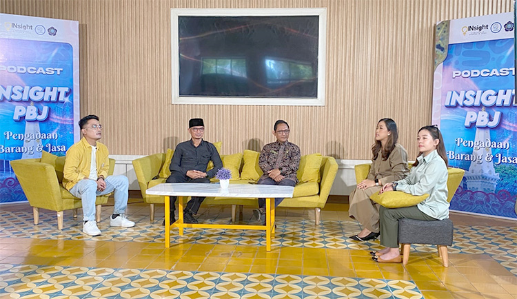 BERJALAN BAIK: PBJ Pemda DIY TA 2025 berlangsung baik. Wakil Ketua Komisi C DPRD DIY Amir Syarifudin (dua dari kiri) mendorong evaluasi PBJ.