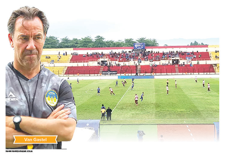 Suasana Stadion Sultan Agung Bantul.