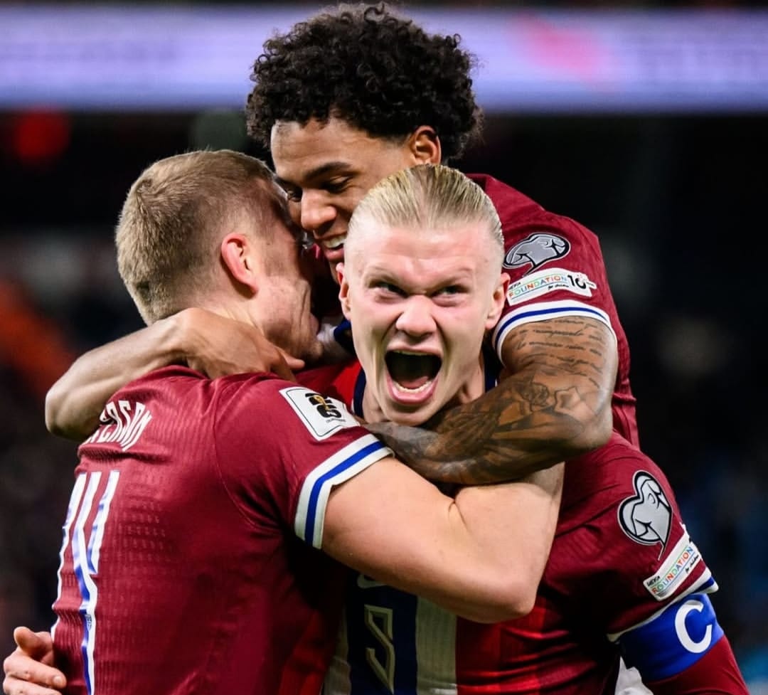 Selebrasi pemain Norwegia setelah Erling Haaland mencetak gol dalam kemenangan 4-1 atas Estonia