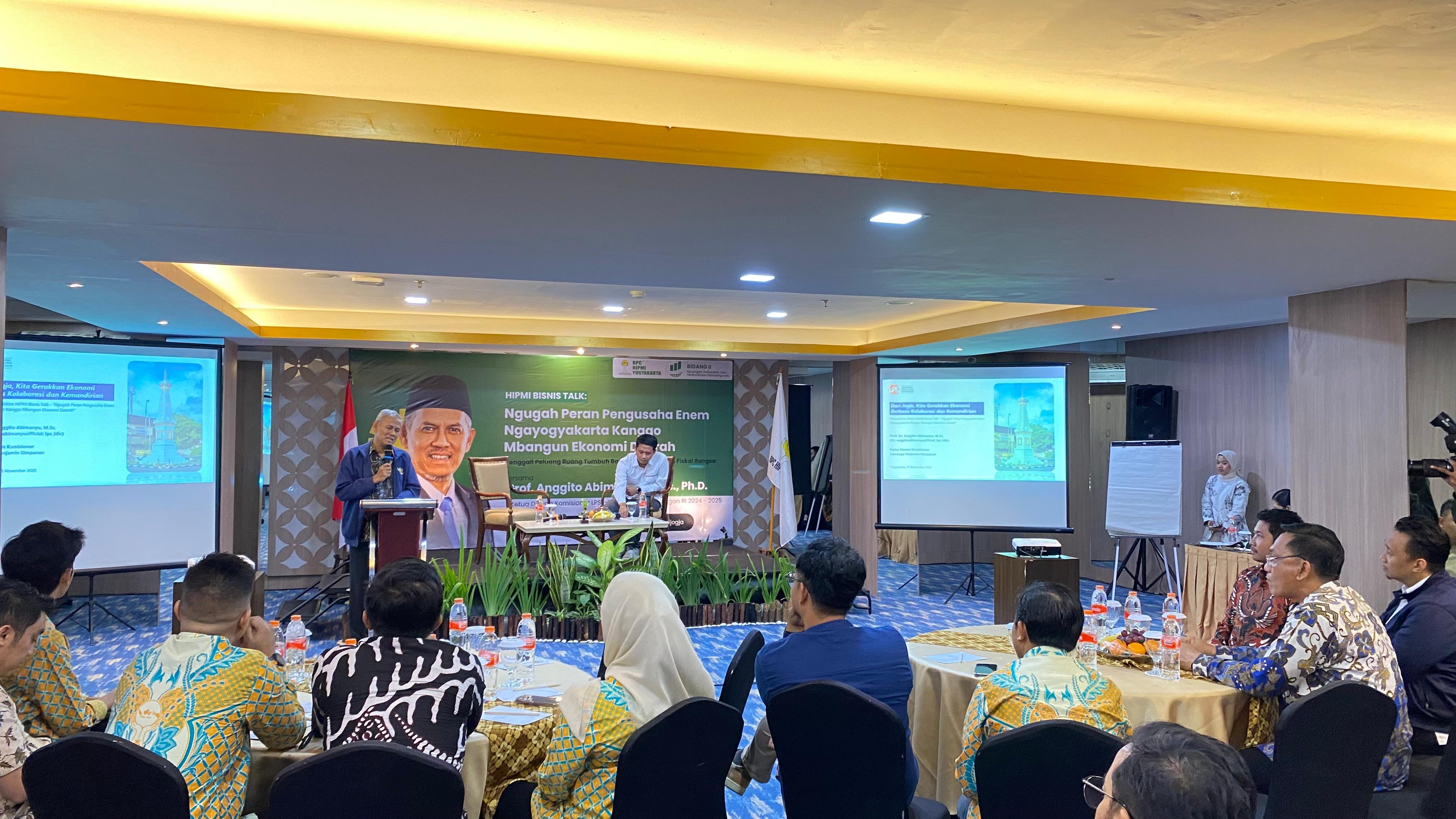 DISKUSI : Suasana HIPMI Bisnis Talk yang digelar di Hotel 101 Urban Heritage, Sabtu (15/11/2025).