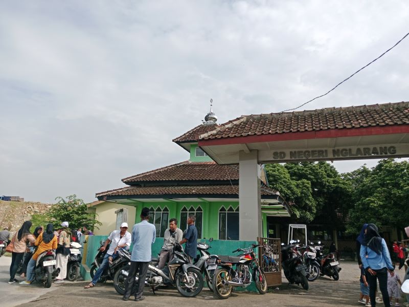 TUNGGU IZIN: SDN Nglarang di Tlogoadi, Kapanewon Mlati, Sleman yang terdampak proyek Tol Solo-Jogja masih belum direlokasi.