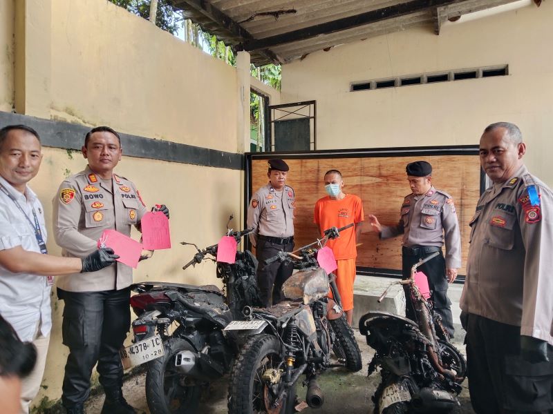 Ungkap kasus Polsek Gamping terkait pembakaran motor dan rumah Selasa (18/11).