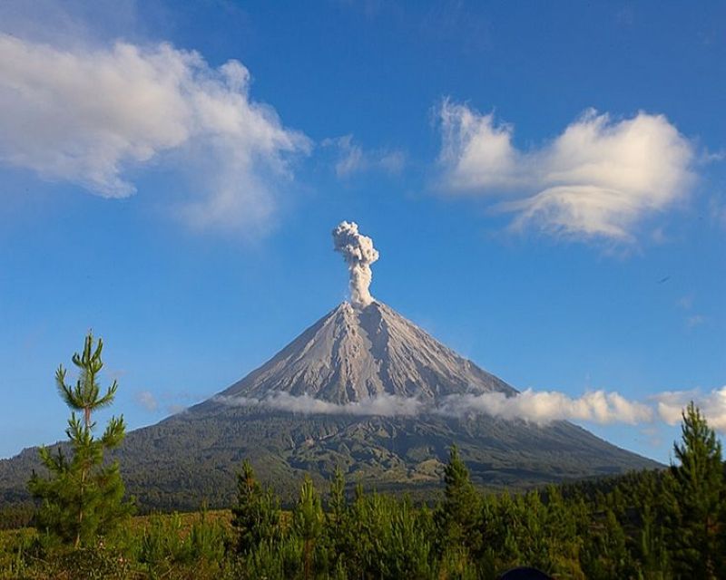 Keindahaan Gunung Semeru.