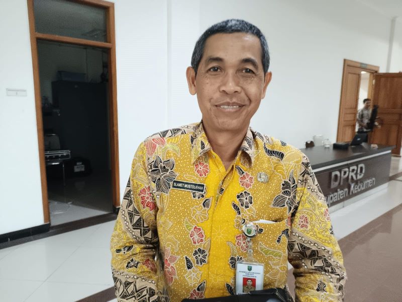 Kepala Disperkimhub Kebumen Slamet Mustolkhah