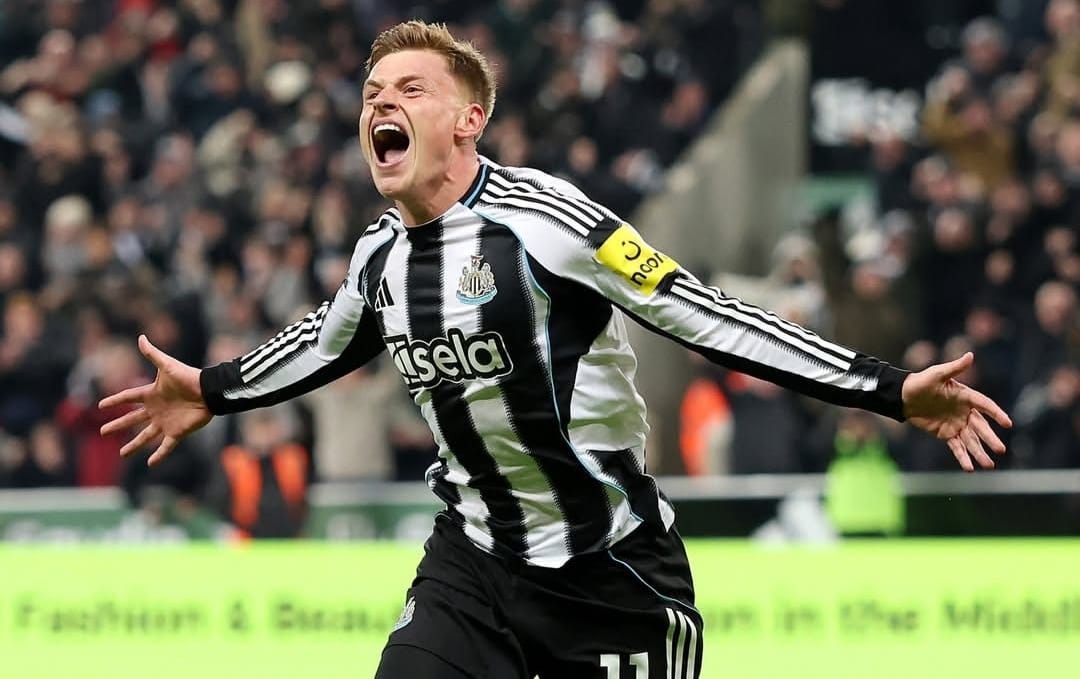 Selebrasi Harvey Barnes dalam kemenangan Newcastle United atas Manchester City di Premier League