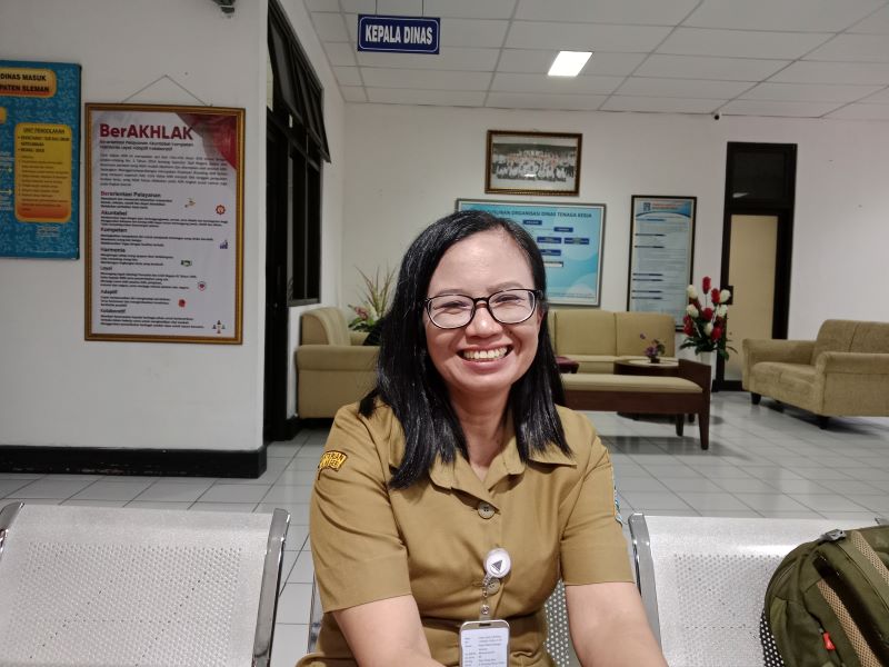 Kepala Bidang Hubungan Industrial Disnaker Sleman Cicilia Lusiani