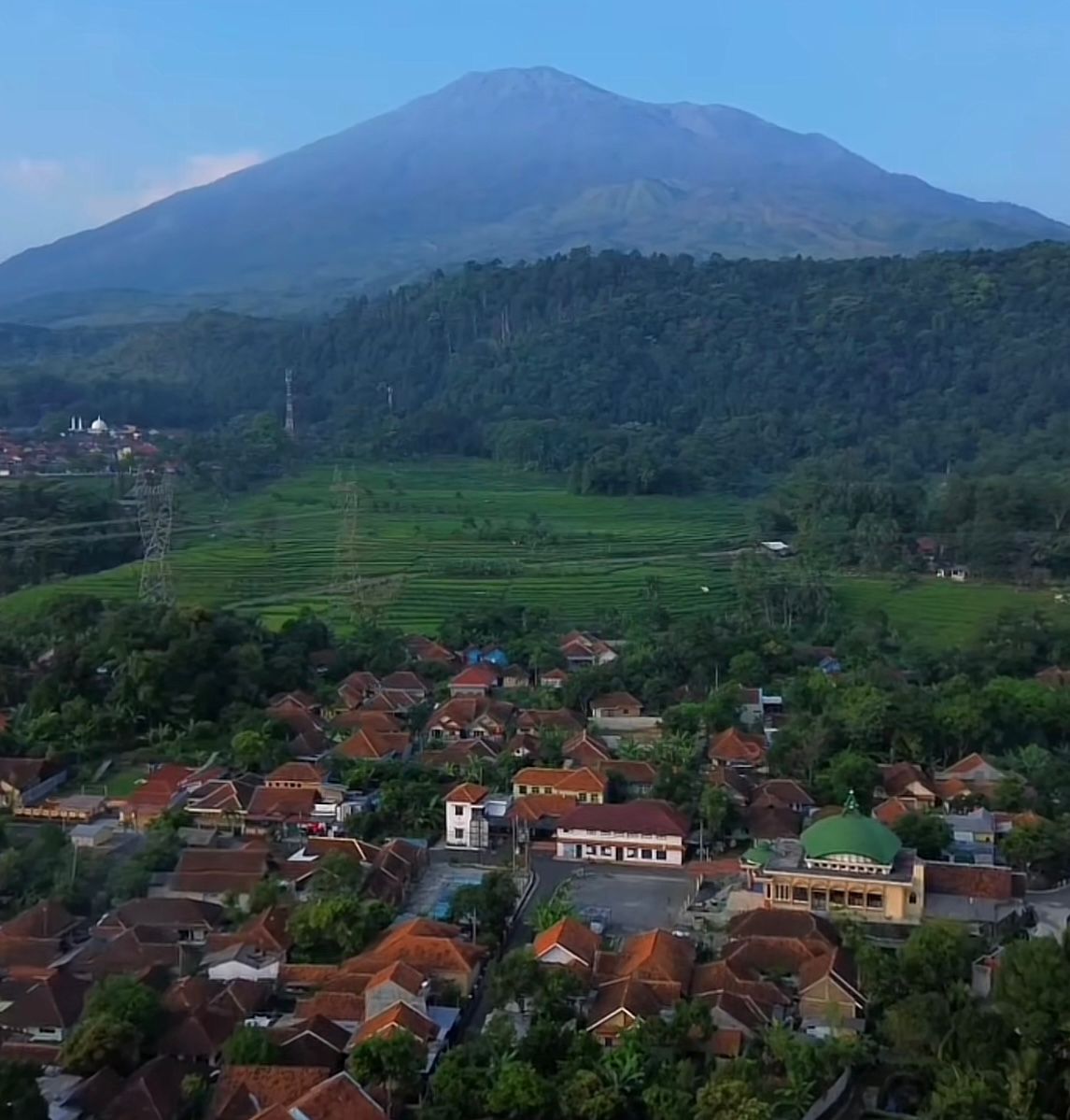 Ilustrasi Indahnya Desa Kaduela (foto: tiktok, Ezakharismatik)