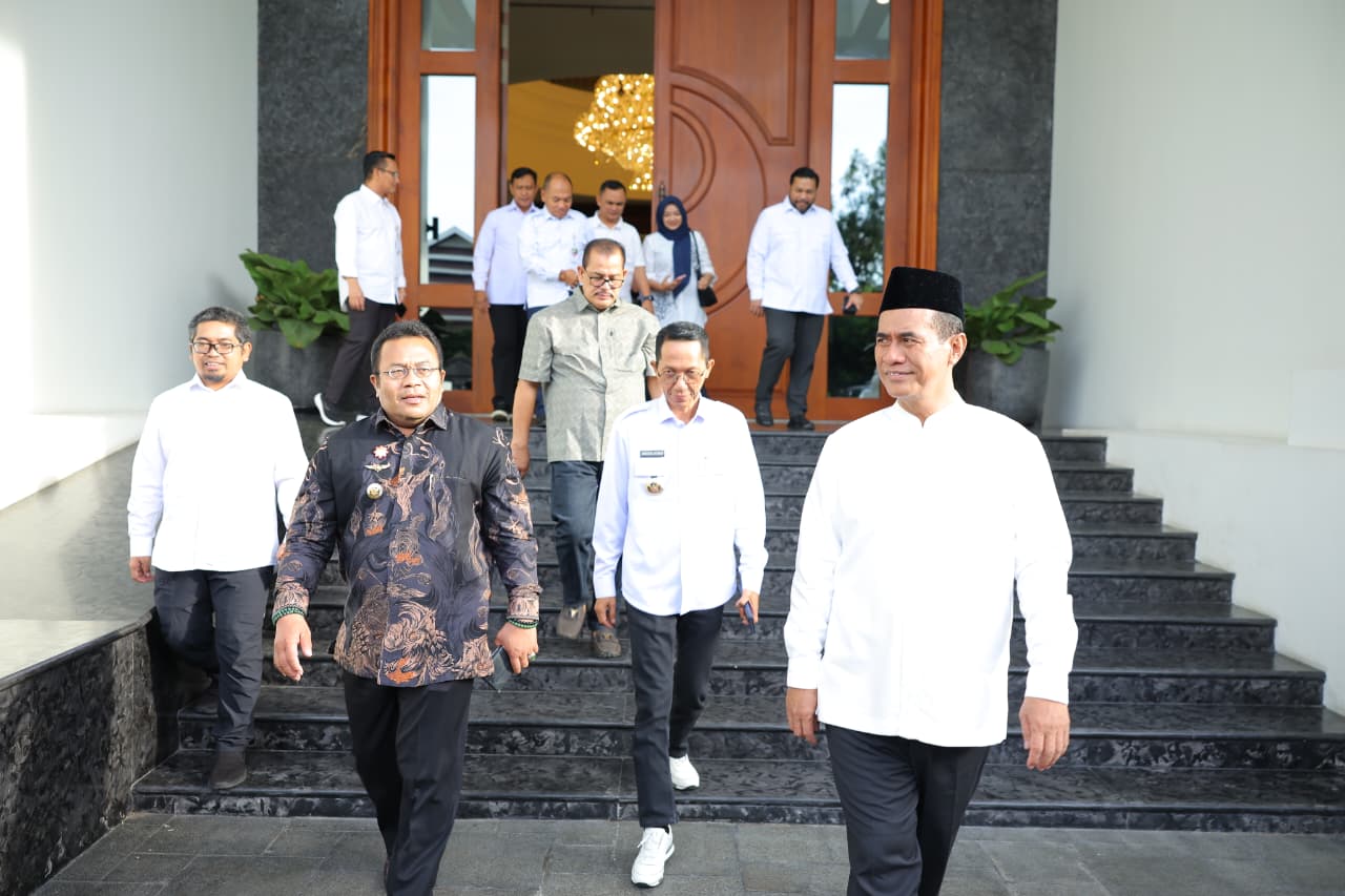 Menteri Pertanian (Mentan) Andi Amran Sulaiman menegaskan komitmennya untuk menghadirkan solusi permanen bagi penguatan sektor pertanian