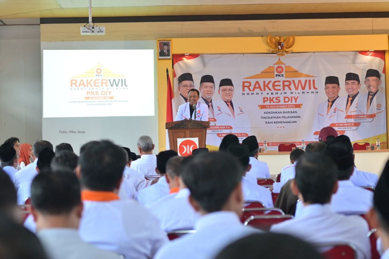 Jajaran Dewan Pengurus Wilayah (DPW) Partai Keadilan Sejahtera (PKS) DIY menggelar Rapat Kerja Wilayah (Rakerwil) 2025 Minggu (30/11).