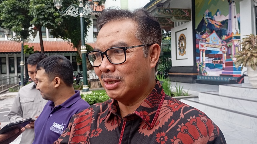 Wali Kota Jogja Hasto Wardoyo saat ditemui di Balai Kota Jogja,&nbsp;Kamis (4/12/2025).