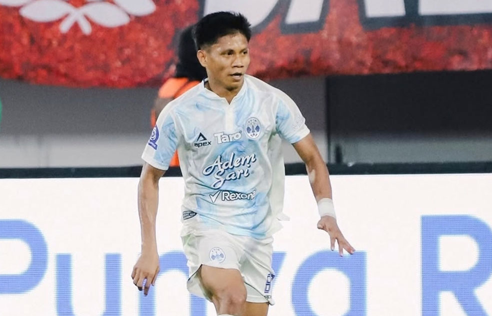 Pemain PSIM Jogja Fahreza Sudin