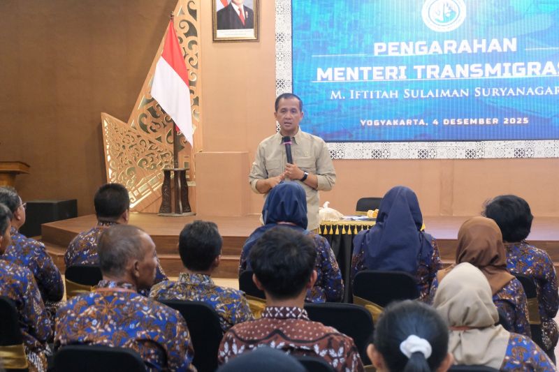 Kunjungan Menteri Transmigrasi RI M. Ifitah Sulaiman Suryanagara.&nbsp;