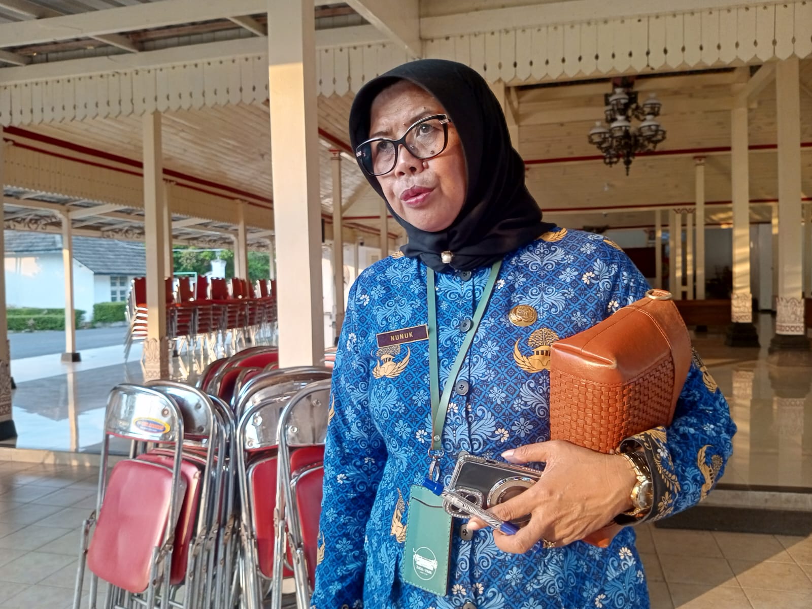 Kepada Dinas Pendidikan Gunungkidul saat ditemui di Bangsal Sewokoprojo.