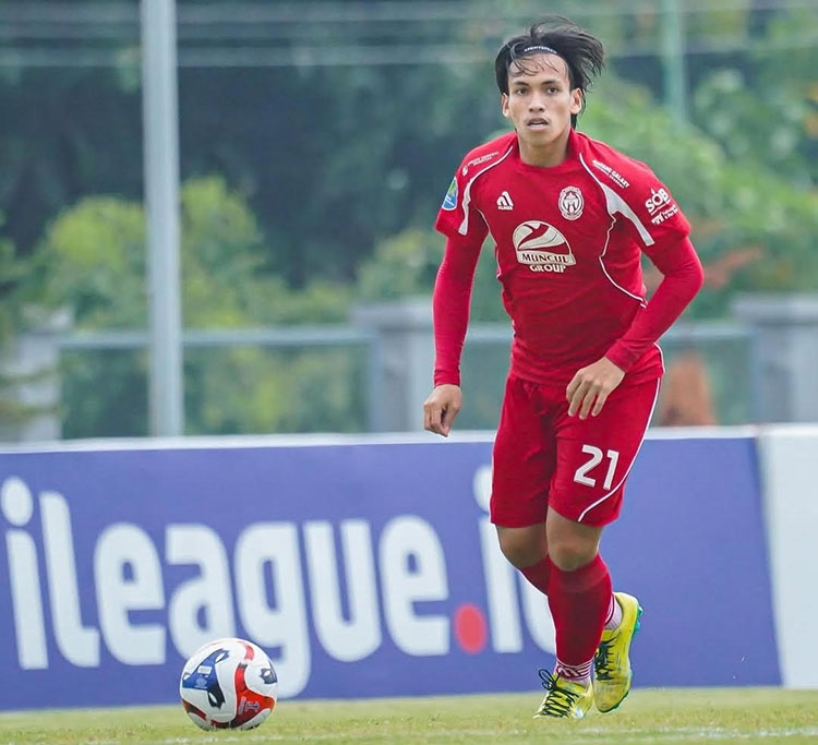 Pemain Persiba Bantul saat menghadapi Gresik United