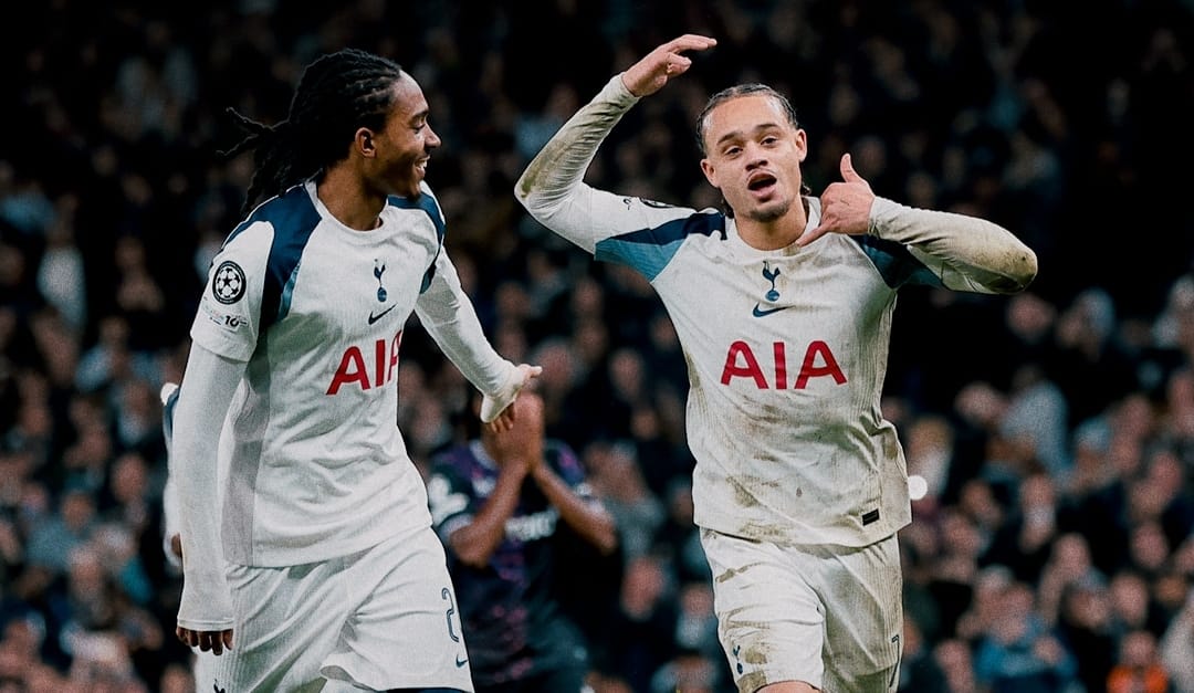 Xavi Simons rayakan gol ke gawang Slavia Praha dalam kemenangan Tottenham Hotspur di Liga Champions