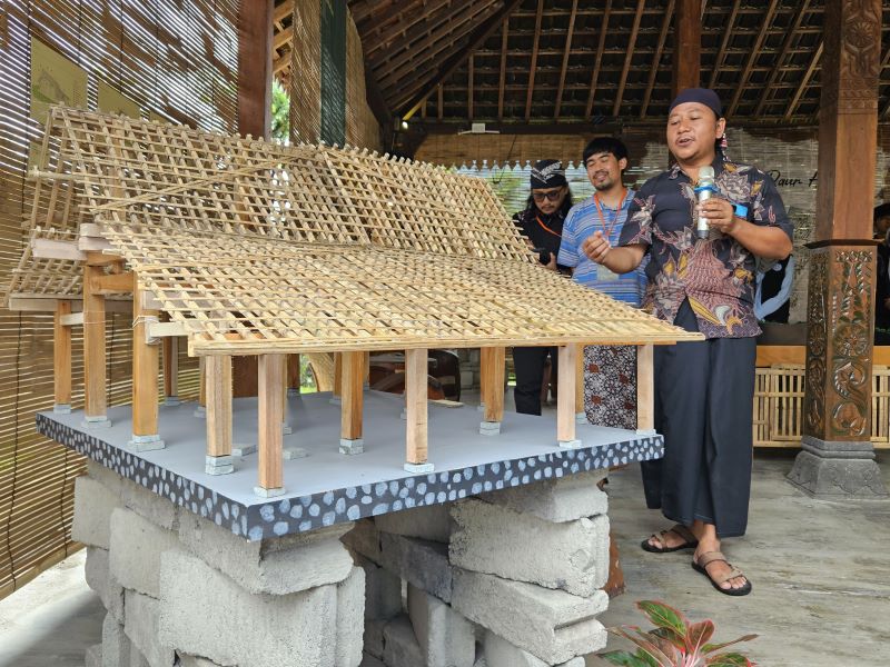 LESTARI: Pameran Sambatan di Balkondes Giritengah ini diadakan untuk mendorong pemahaman terhadap Borobudur sebagai situs warisan dunia.