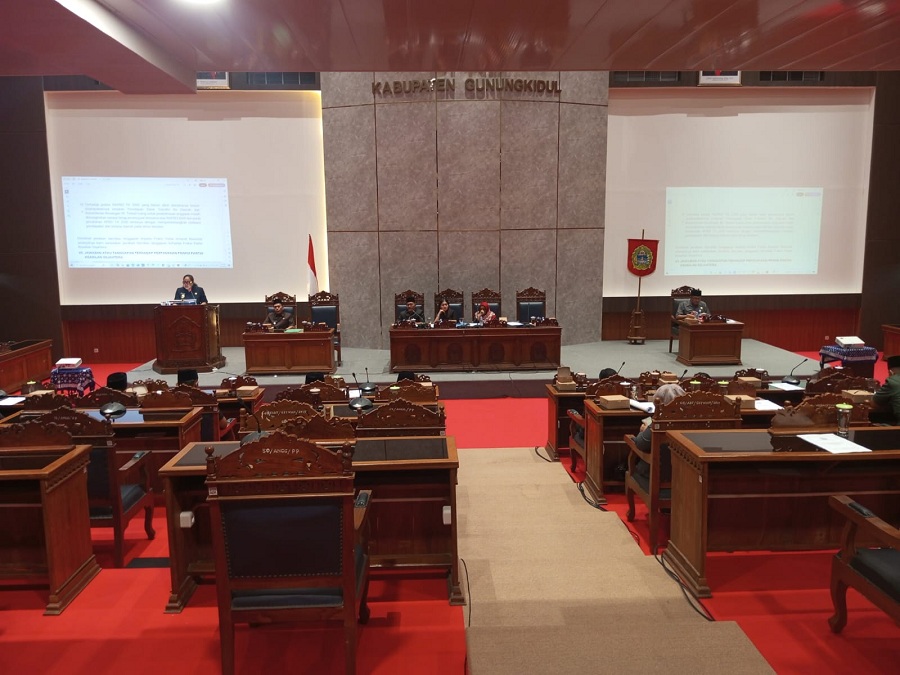 Ruang rapat paripurna DPRD Gunungkidul.