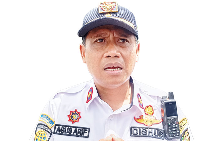 SIAP: Kepala Dinas Perhubungan Kota Jogja Agus Arif Nugroho saat memberikan keterangan soal penanganan parkir liar, Senin (15/12).