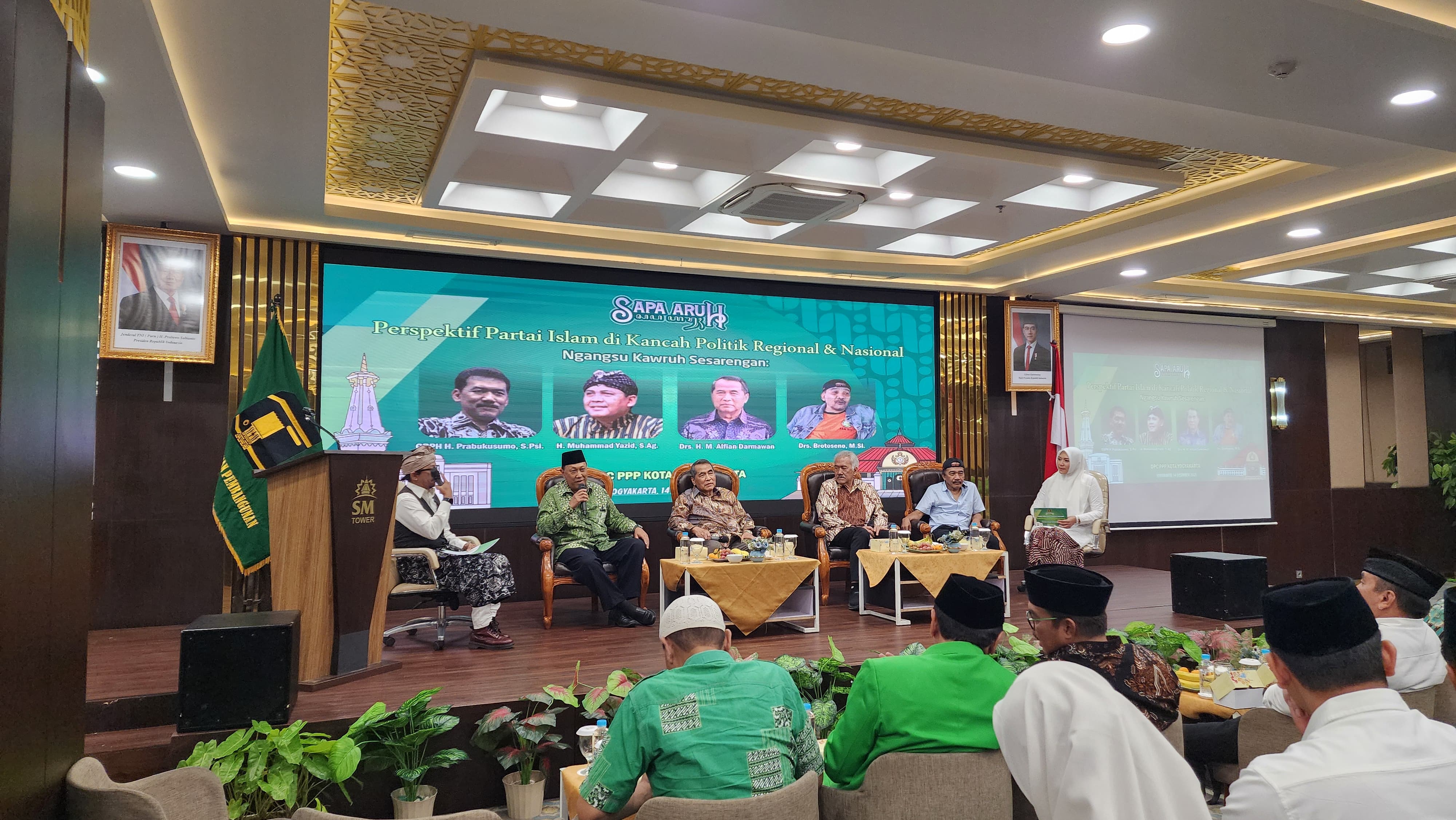 Diskusi bertajuk sapa aruh dengan tema Perspektif Partai Islam di Kancah Politik Regional dan Nasional yang diselenggarakan di SM Tower, Minggu (14/12/2025).
