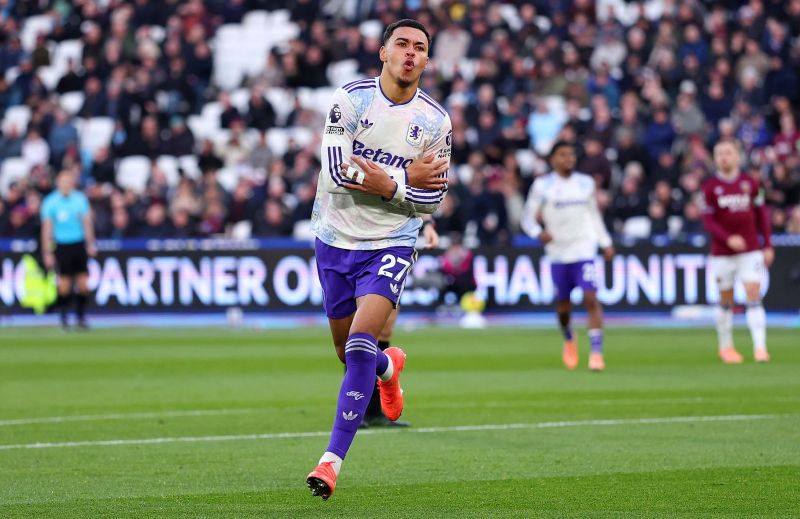 Selebrasi Morgan Rogers setelah mencetak gol kemenangan Aston Villa atas West Ham