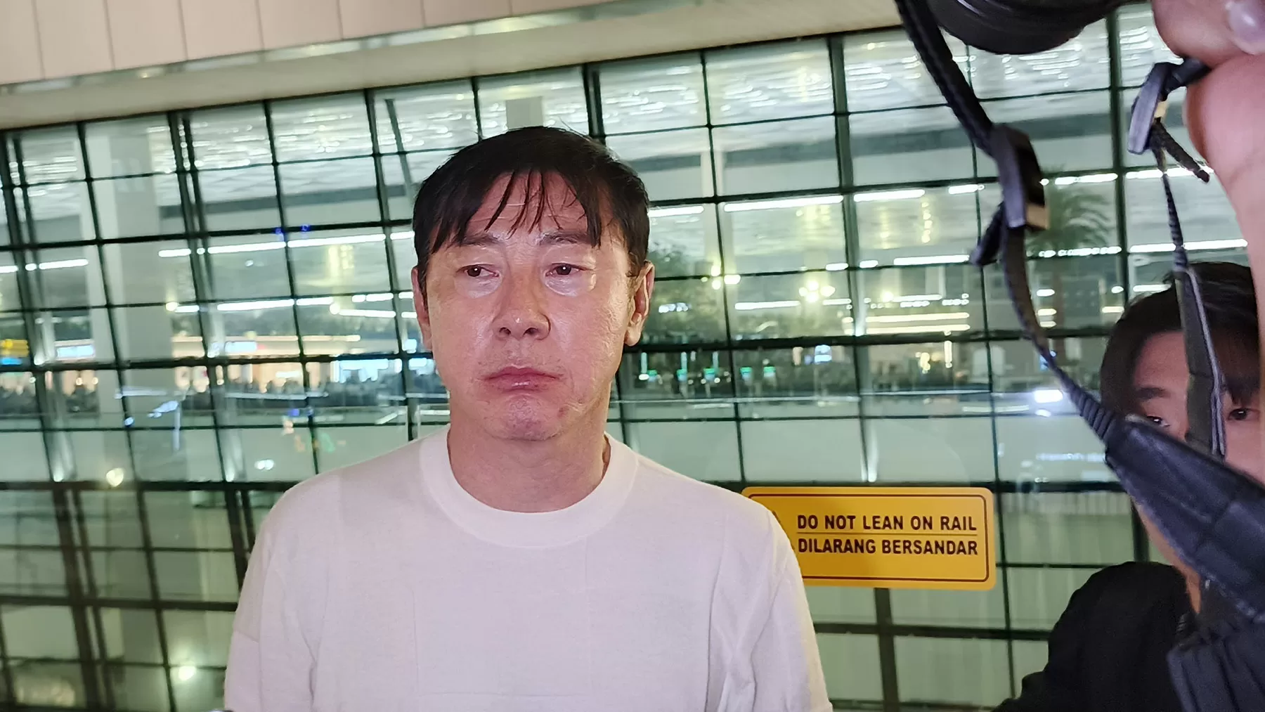 Mantan pelatih Timnas Indonesia, Shin Tae-yong berbicara soal isu dinamika ruang ganti hingga pergantian kapten tim.