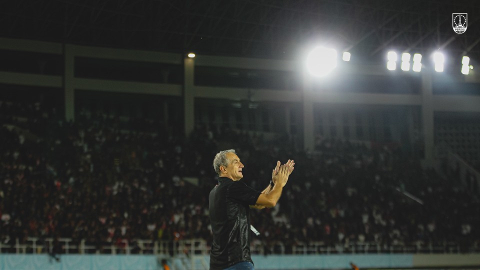 Persis Solo menunjuk kembali Milomir Seslija sebagai pelatih kepala