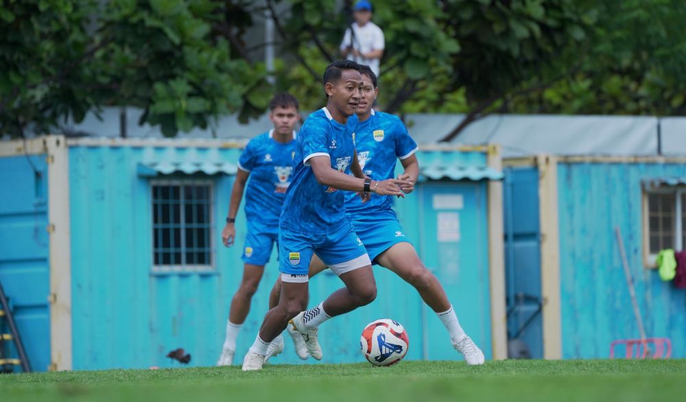 Beckham Putra Nugraha bertekad usung misi bangkit saat Persib Bandung menjamu Bhayangkara Presisi Lampung FC di Stadion GBLA