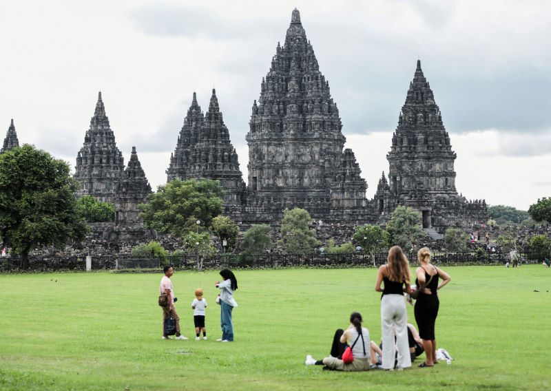 JADI JUJUKAN: Objek wisata Candi Prambanan masih menjadi destinasi favorit saat mengunjungi Sleman.