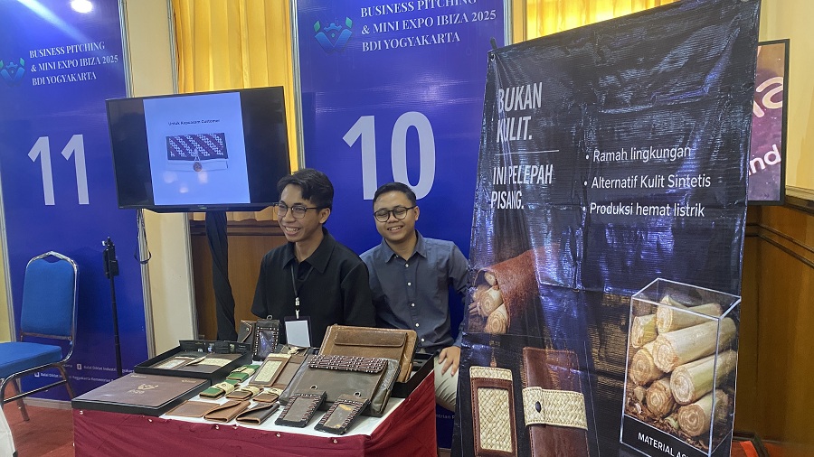 SEREMONIAL: Mini Expo produk dari IKM yang lolos seleksi Business Pitching & Mini Expo IBIZA 2025 di Balai Diklat Industri (BDI) Yogyakarta, Senin (22/12/2025).