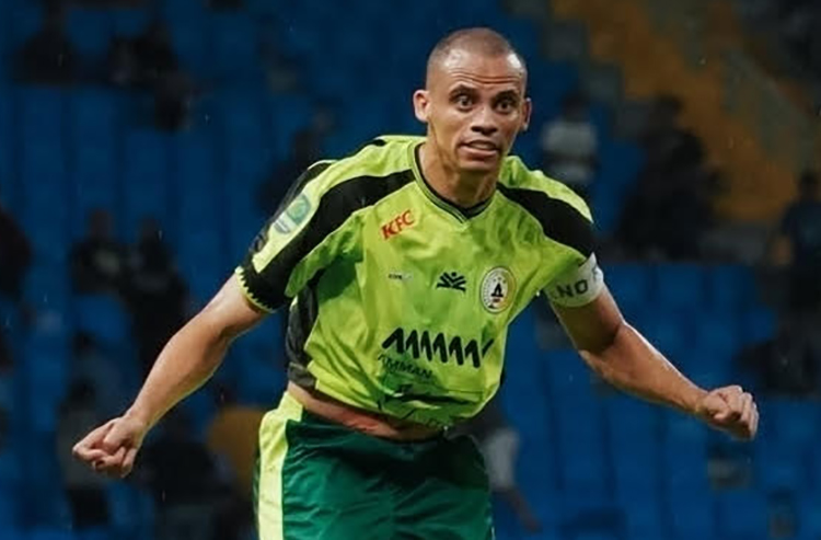Bek asing PSS Sleman Cleberson Souza saat menjalani latihan rutin.&nbsp;