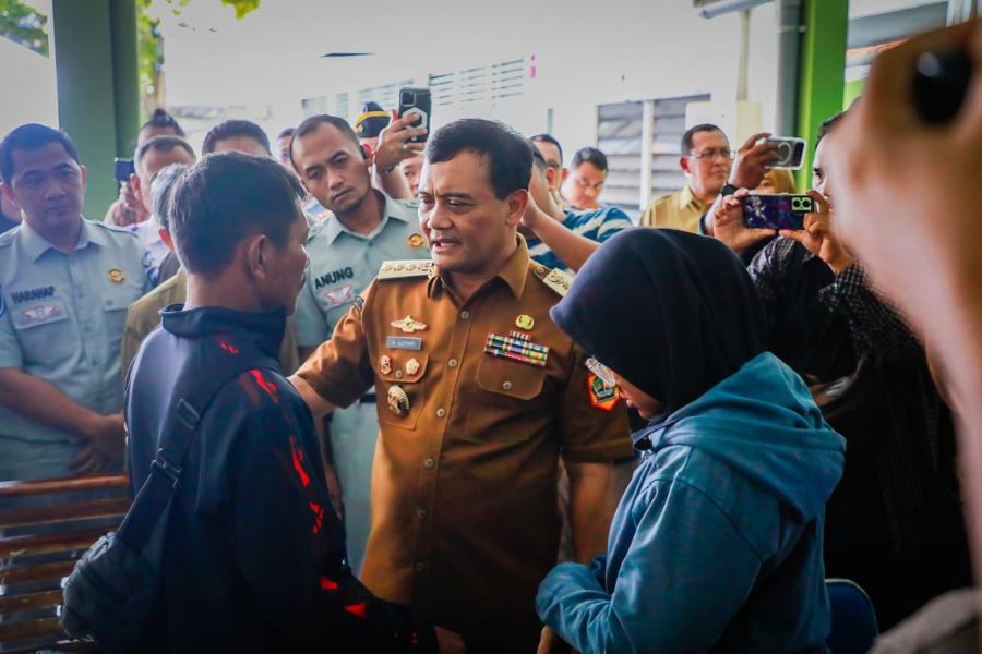 Gubernur Jawa Tengah Ahmad Luthfi meninjau kesiapan liburan Nataru