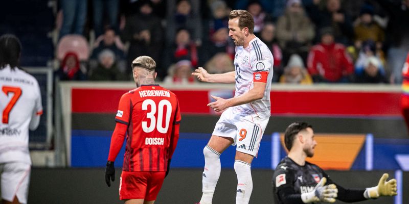 Selebrasi Harry Kane dalam kemenangan Bayern Munich atas Heidenheim