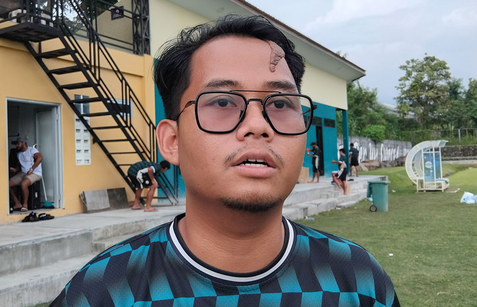 Dokter tim PSS Sleman, dr Riko Arundito&nbsp;