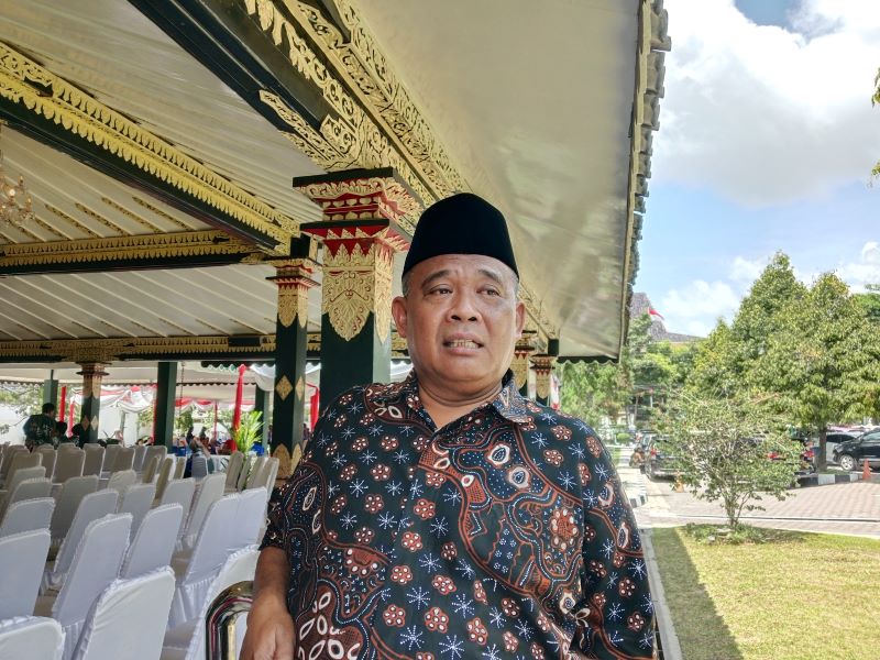 Bupati Sleman Harda Kiswaya