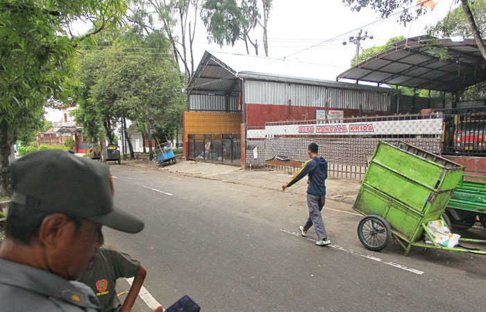 Kondisi depo Mandala Krida yang sudah bersih dari tumpukan sampah, Kota Jogja, Selasa (30/12). Pemkot Jogja melarang pembuangan sampah organik ke seluruh depo sampah mulai 1 Januari 2026.