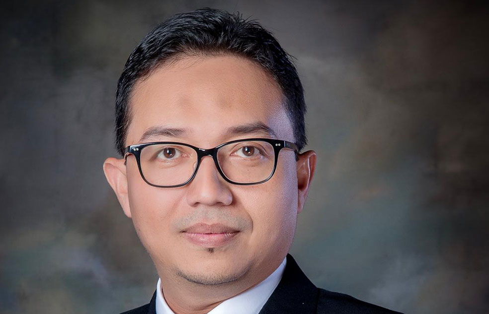 Amirullah Setya Hardi (Pengamat Ekonomi FEB UGM)
