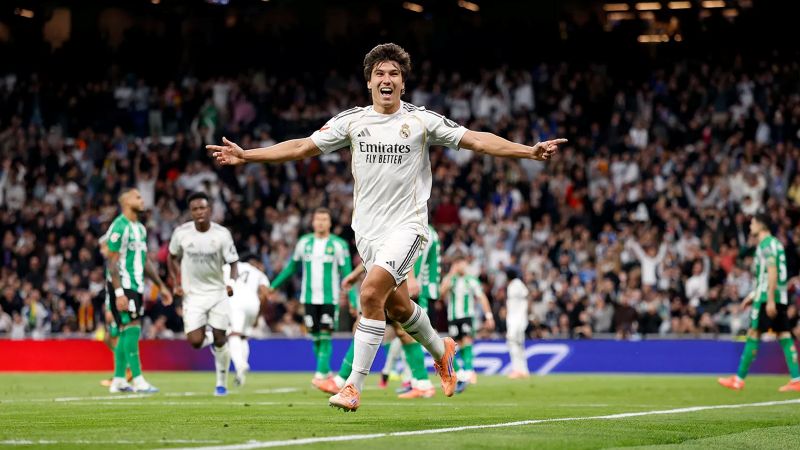Selebrasi Gonzalo Garcia setelah mencetak hattrick dalam kemenangan 5-1 Real Madrid atas Real Betis