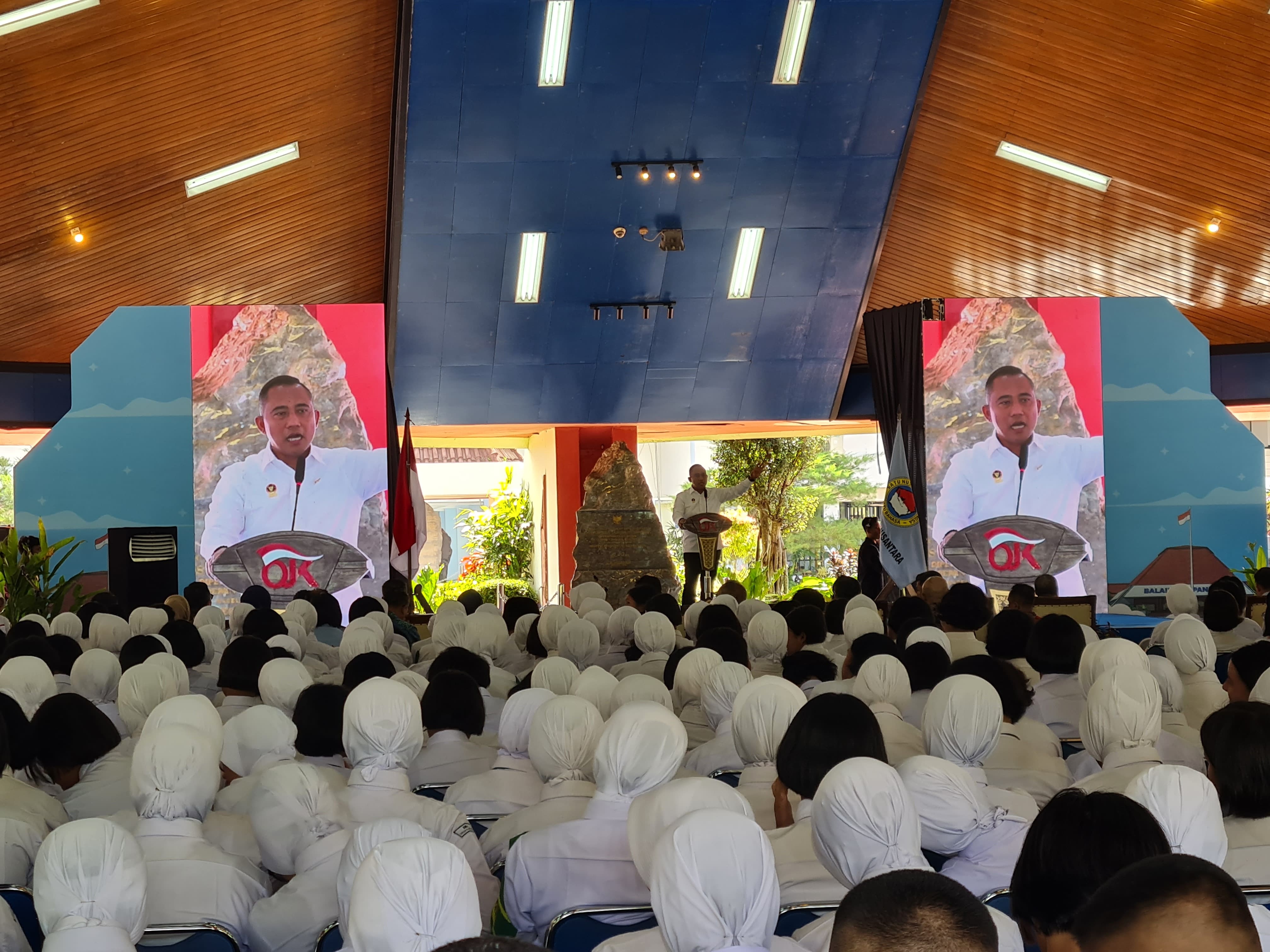 Kepala BNPT saat menyampaikan seputar radikalisme kepada siswa SMA Taruna Nusantara, Selasa (6/1).