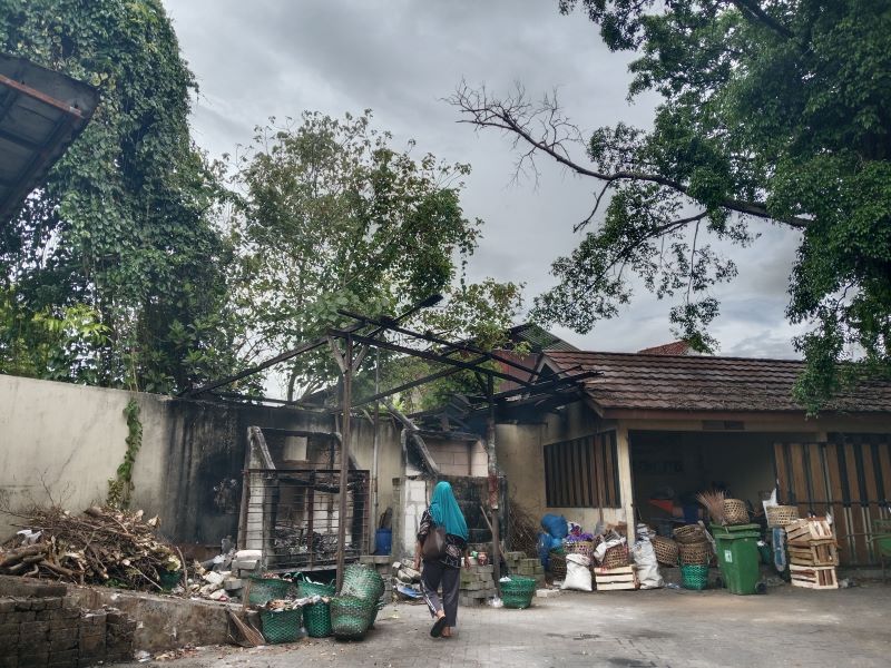 TERBATAS: Tempat pengolahan sampah di Pasar Sleman yang hanya diperuntukkan untuk pedagang pasar.