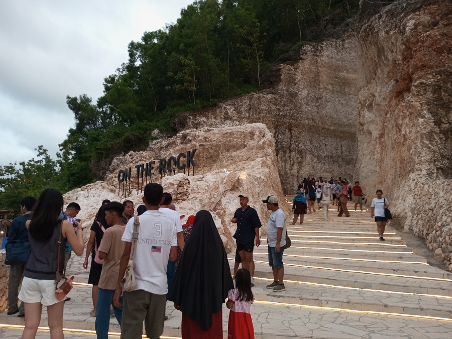On The Rock, salah satu wisata buatan yang disebut WALHI Jogja merusak kawasan KBAK di Gunungkidul.