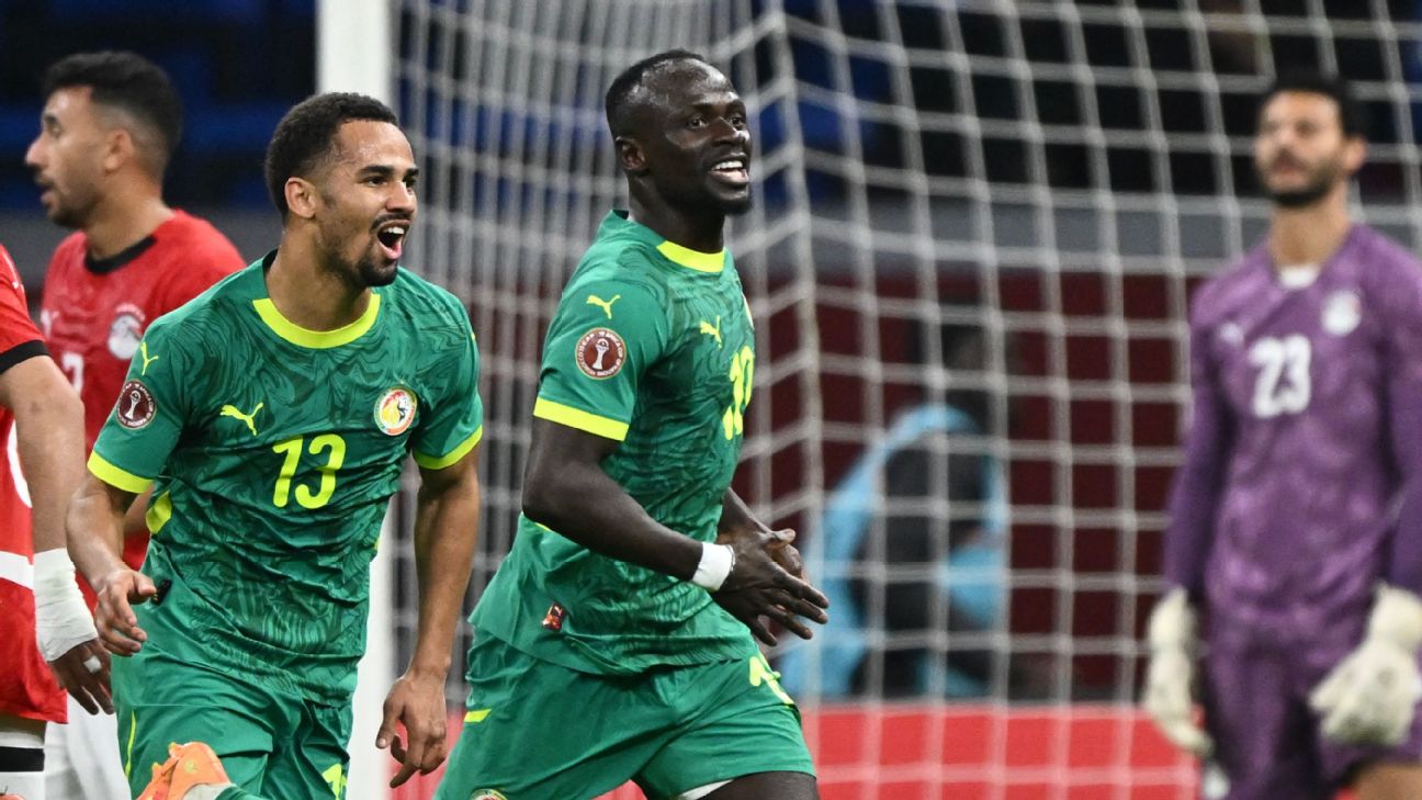 Selebrasi Sadio Mane setelah mencetak gol kemenangan Senegal atas Mesir di Piala Afrika
