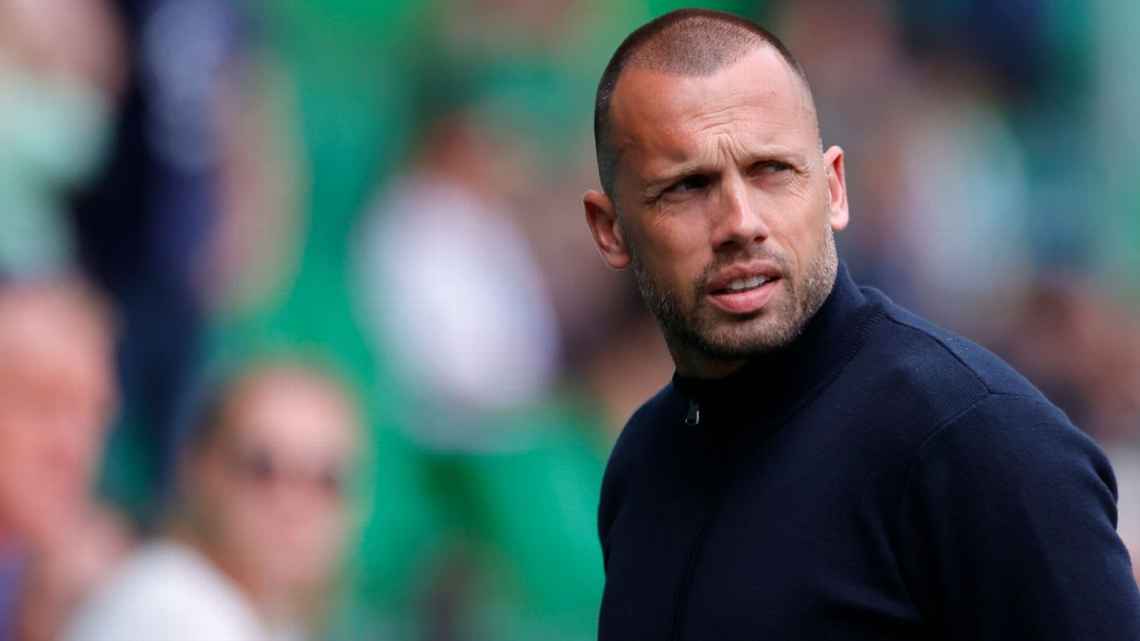 John Heitinga gabung staff kepelatihan Thomas Frank di Tottenham Hotspur