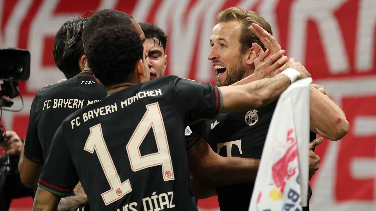 Selebrasi pemain Bayern Munich rayakan gol Harry Kane ke gawang RB Leipzig